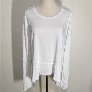 Ododos buttery soft woman long sleeve flowy woman size XL top shirt white
